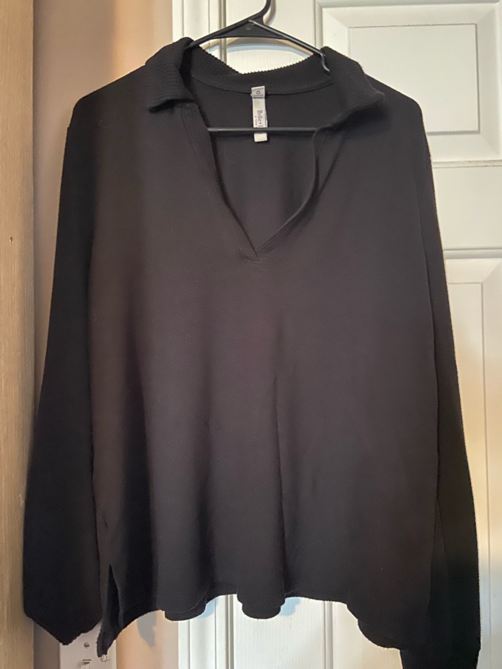 torrid Black Crewneck Pullover